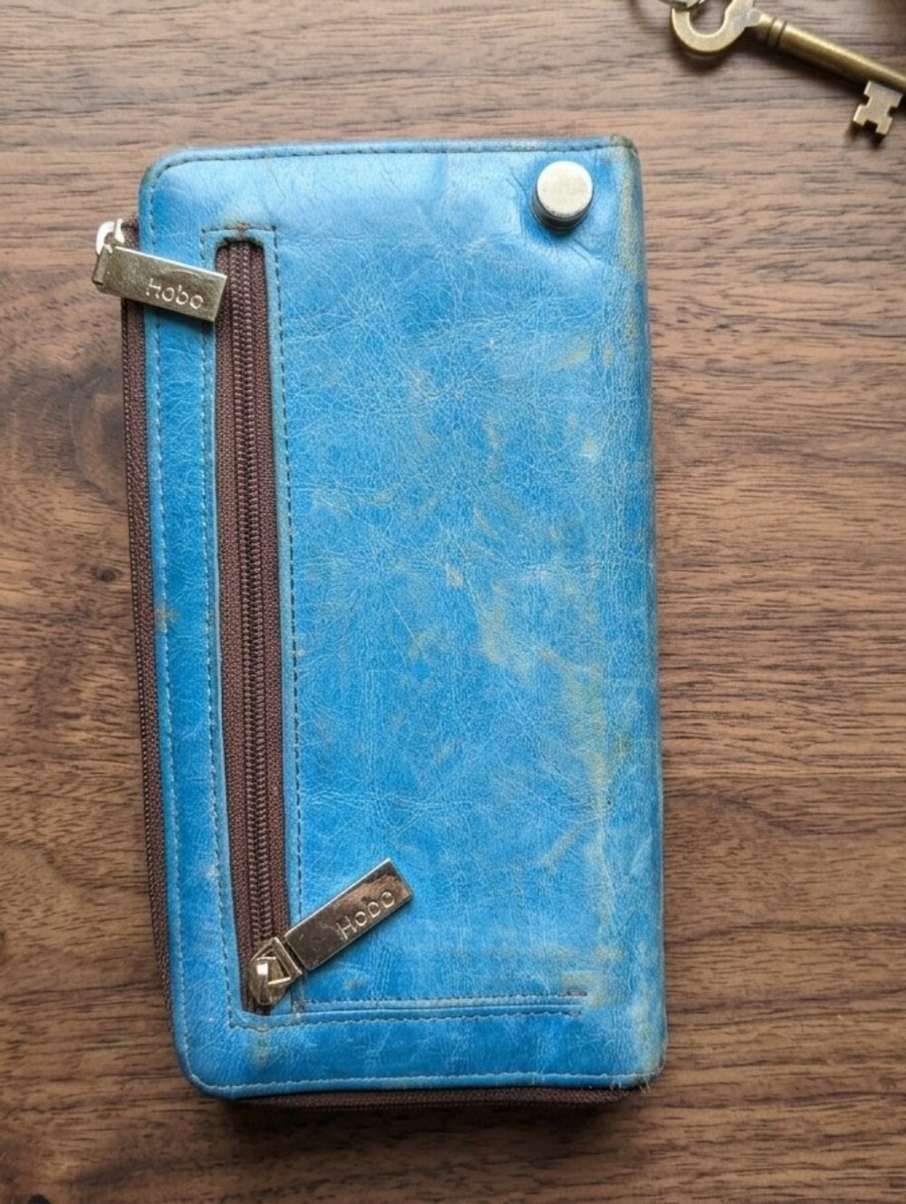 HOBO Vintage Leather Zip Wallet in Turquoise Blue